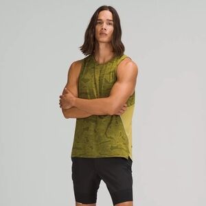 lululemon Metal Vent Tech Sleeveless Shirt | Olive Camo | Size S